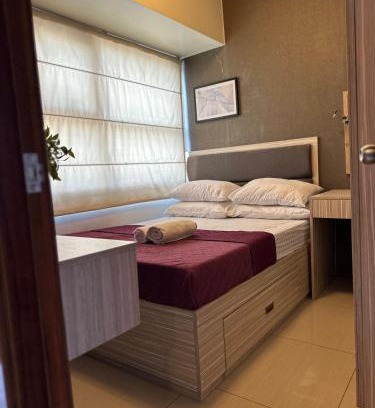 Cebu Hotel | Edward's Bed 2